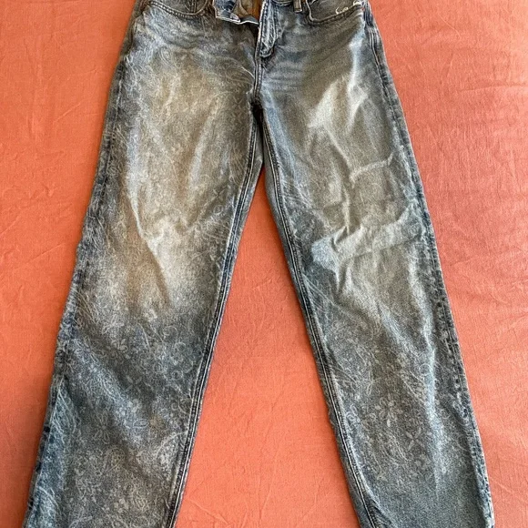 New American Eagle women’s paisley bandana print boyfriend jeans 4L fits 6 - Picture 8 of 16